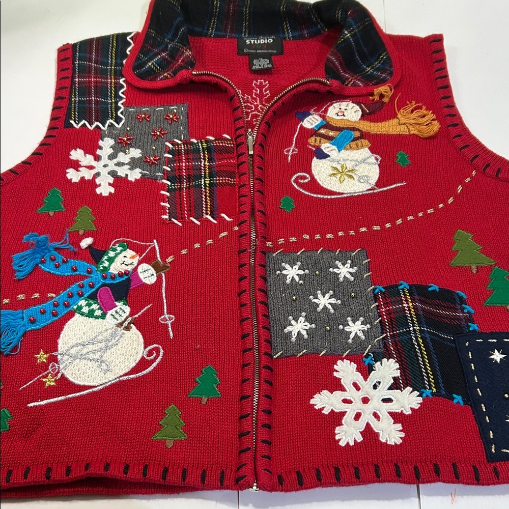 Studio women Red Snowman Vest